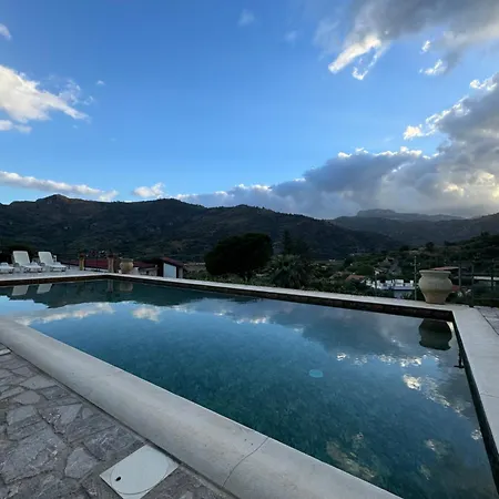 Aura 3* Savoca