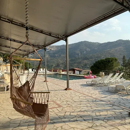Aura Bed & Breakfast Savoca