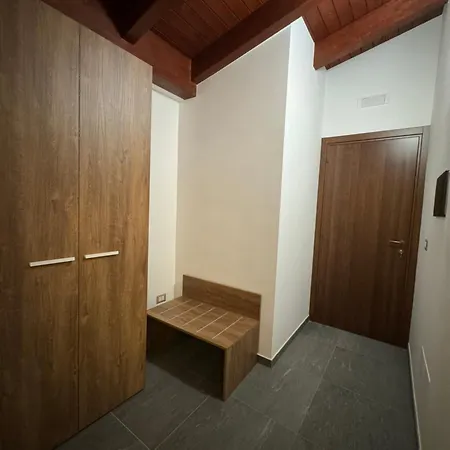 Aura Bed & Breakfast *