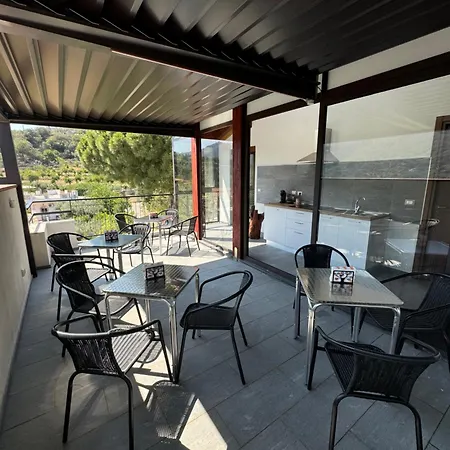Aura Bed & Breakfast